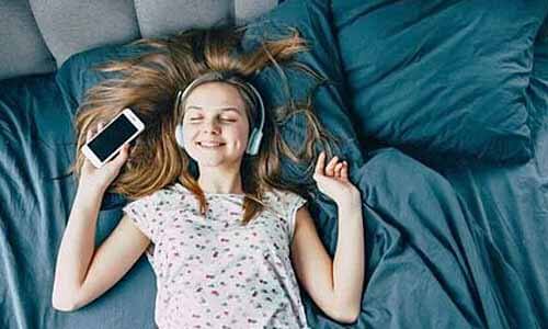 涼感被推薦｜涼感被有用嗎？涼被原理(錦綸、嫘縈、聚乙烯)如何挑選？