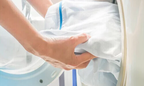 涼感被推薦｜涼感被有用嗎？涼被原理(錦綸、嫘縈、聚乙烯)如何挑選？