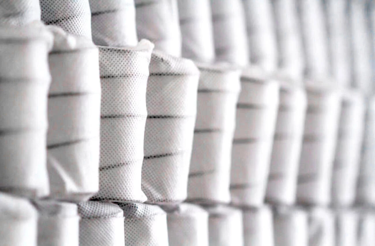 整排的獨立筒彈簧