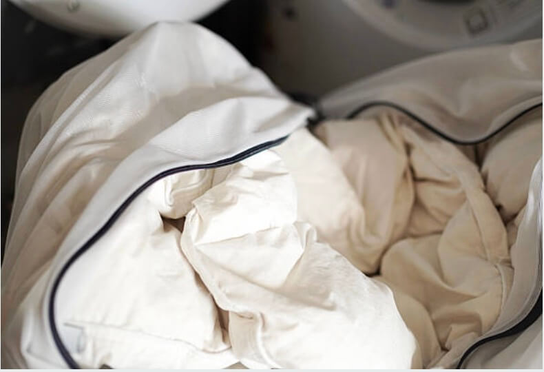 清洗棉被要裝進洗衣袋